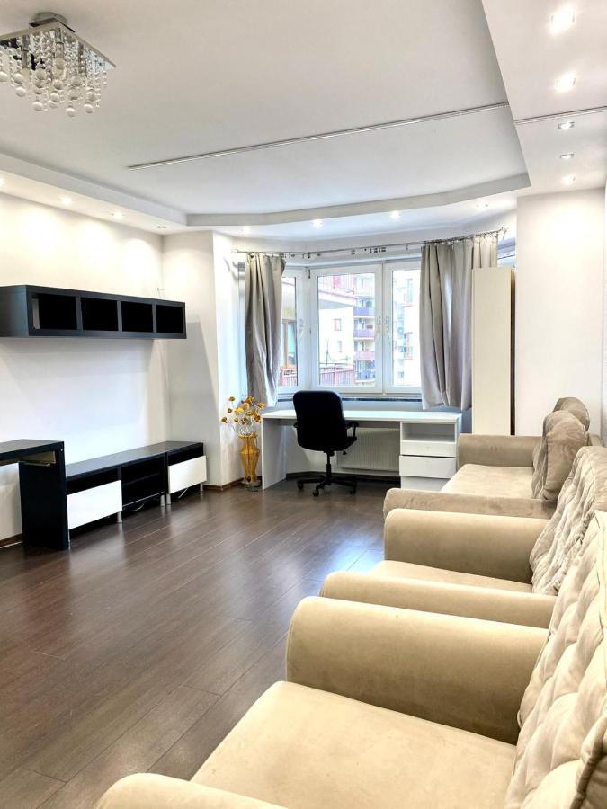 Bezagenta 2 Bedroom With Balcony Fast Wifi/Free Underground Parking Warschau Buitenkant foto