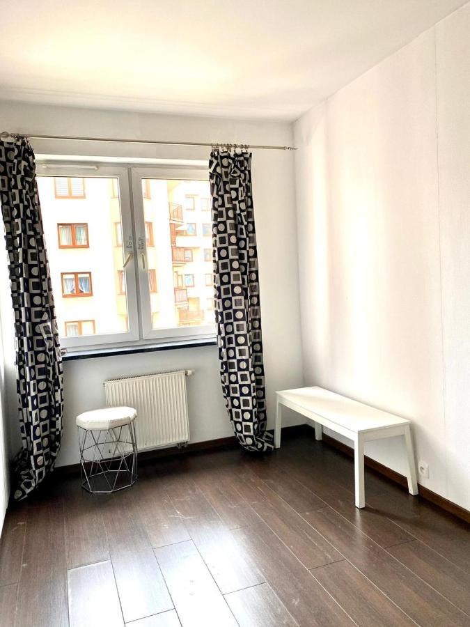 Bezagenta 2 Bedroom With Balcony Fast Wifi/Free Underground Parking Warschau Buitenkant foto