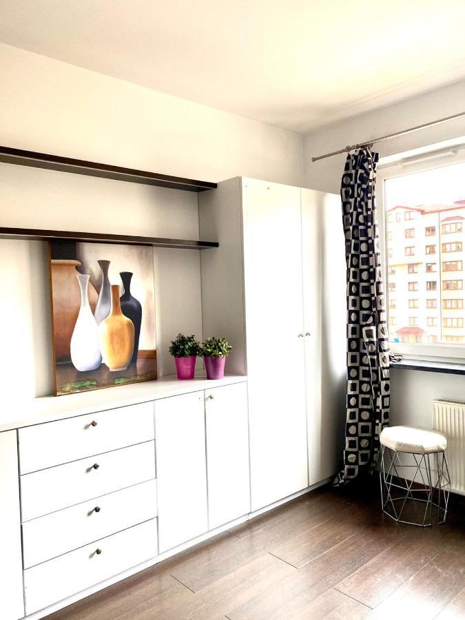Bezagenta 2 Bedroom With Balcony Fast Wifi/Free Underground Parking Warschau Buitenkant foto