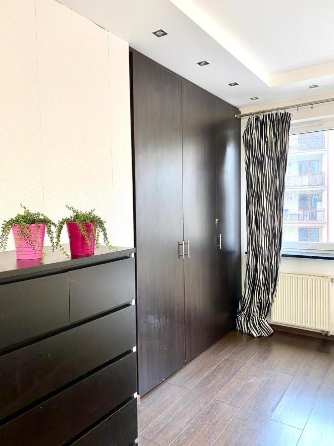 Bezagenta 2 Bedroom With Balcony Fast Wifi/Free Underground Parking Warschau Buitenkant foto